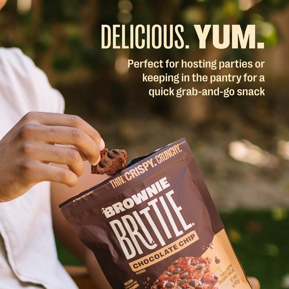 Brownie Brittle M&M’S Minis bag features colorful candies in wafer-thin crunch.