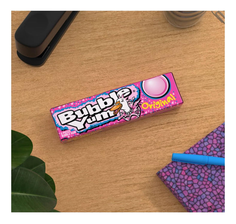Bubble Yum Original flavor wrapped pack highlights classic chew with long-lasting flavor.