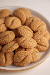 Cafe Quindio Cafecitas Bundle pack shot emphasizes eight individually wrapped cookies.