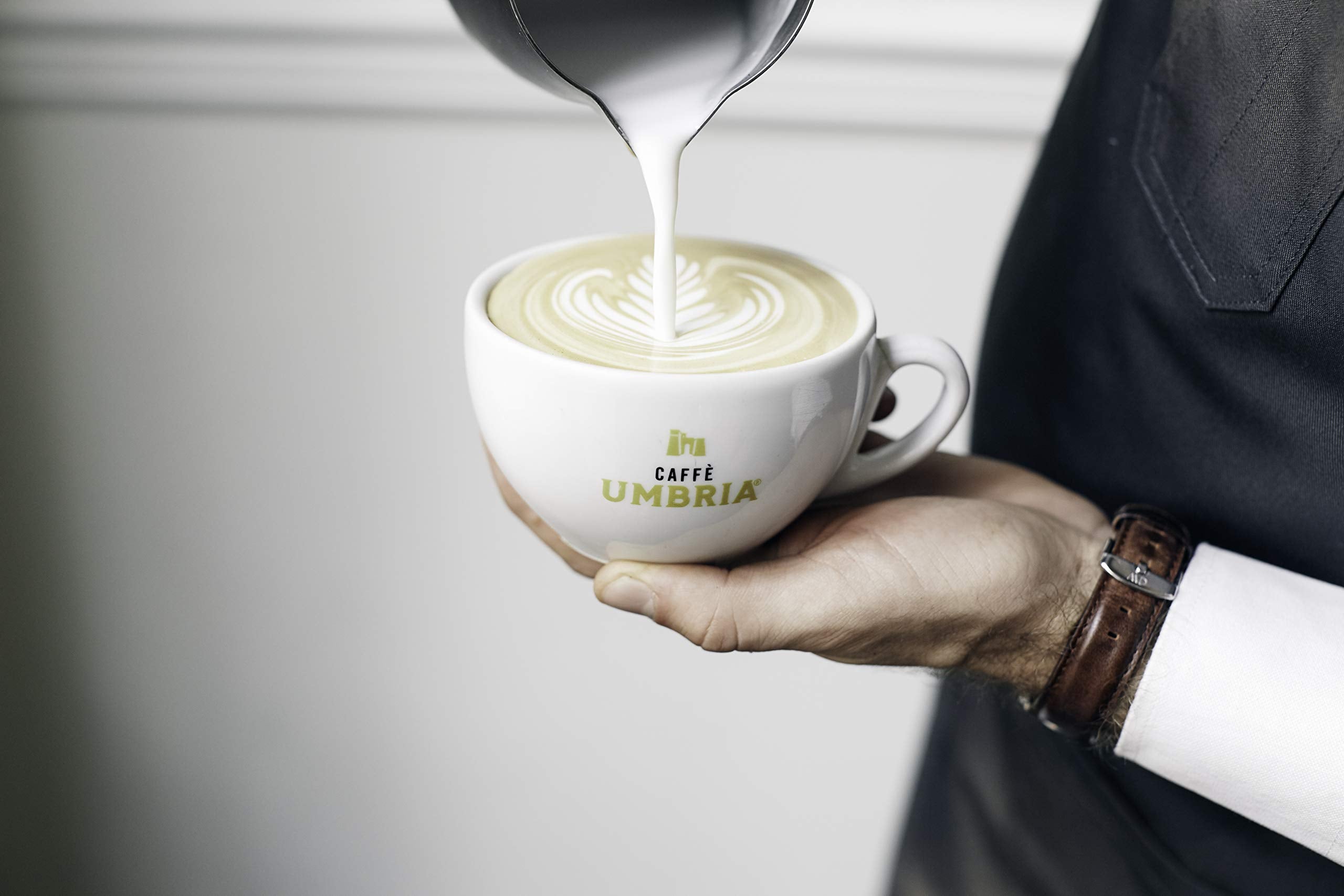 Direct-trade, 100% Arabica CAFFÈ UMBRIA beans promise consistent quality.
