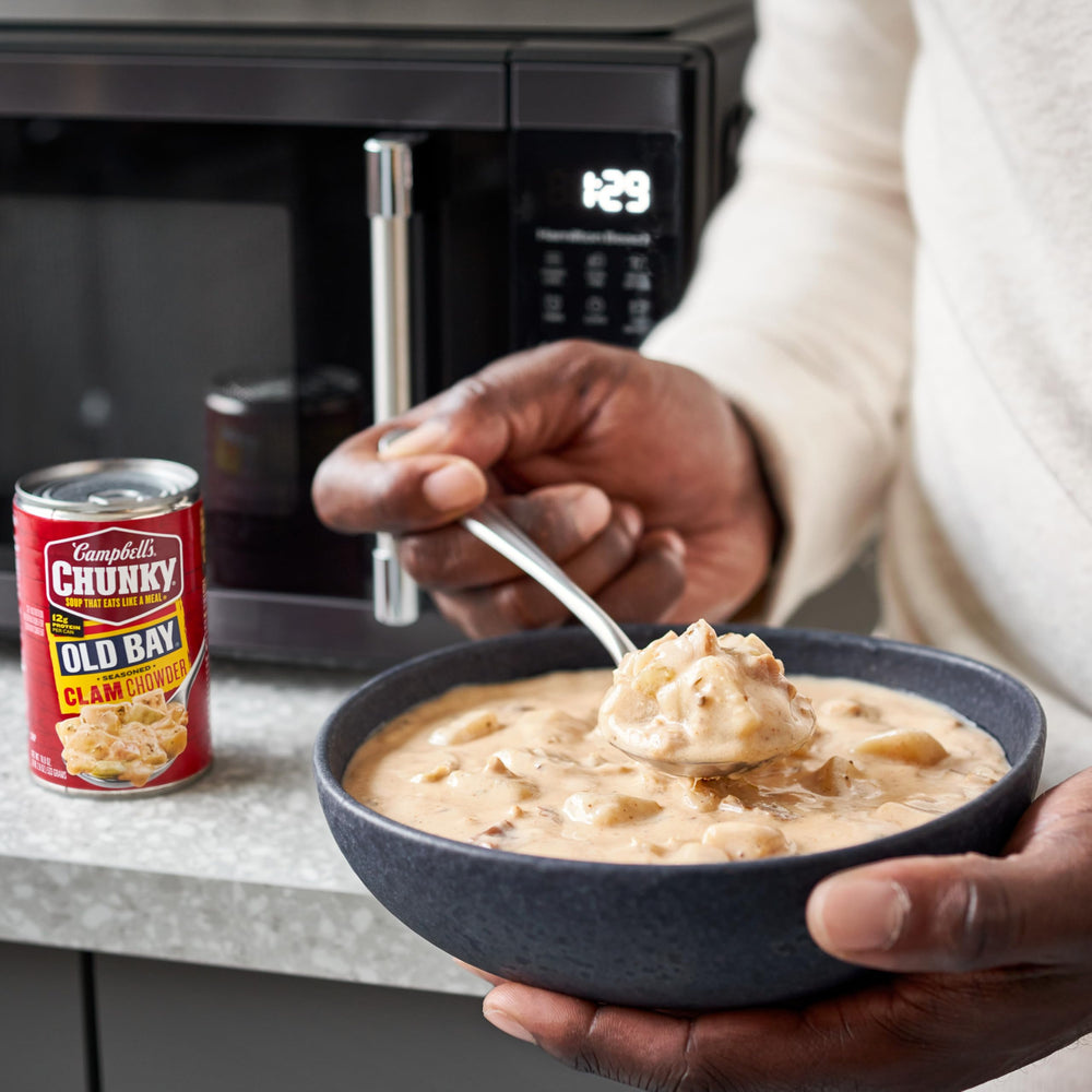 Microwave heating Campbell's Chunky OLD BAY clam chowder
