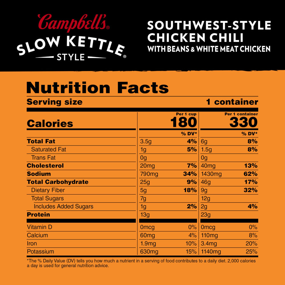 Campbell's Slow Kettle chili close-up with white meat chicken and black beans