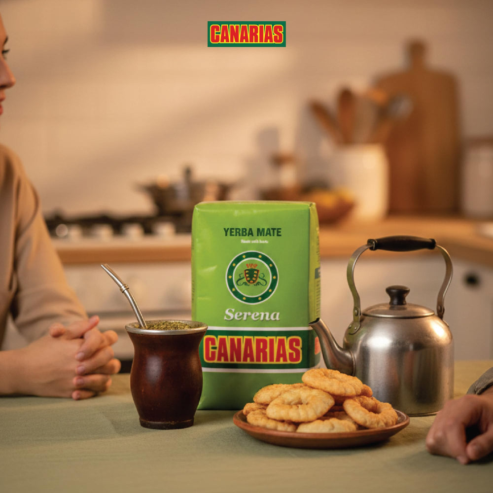 Canarias Serena brewed tea cup ready for savoring.