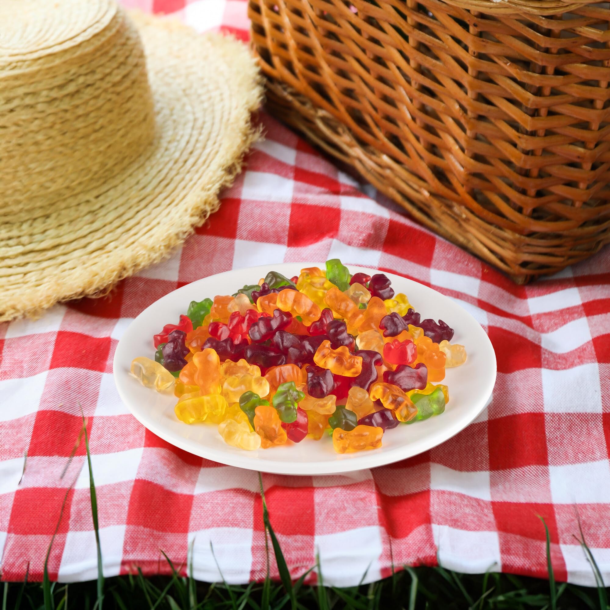 Candy Break fruity chewy gummies texture showing flexible bite and aroma