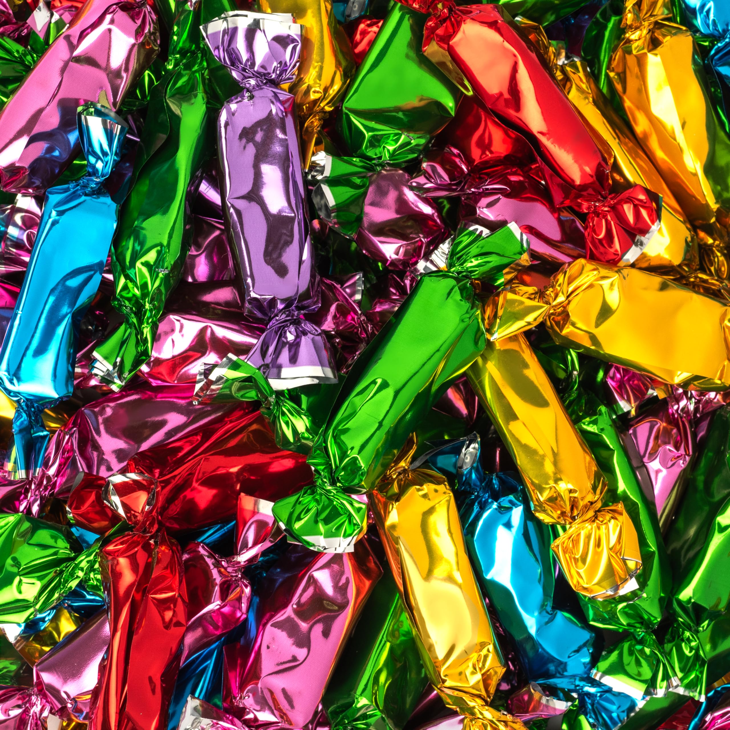 Candy Envy 150-piece bag provides ample candy for sharing.