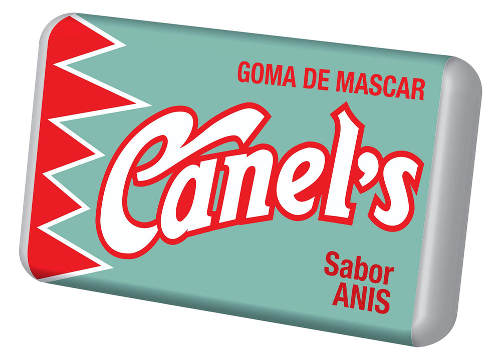 Canel's Miniatura chewing gum held in hand for quick refreshment