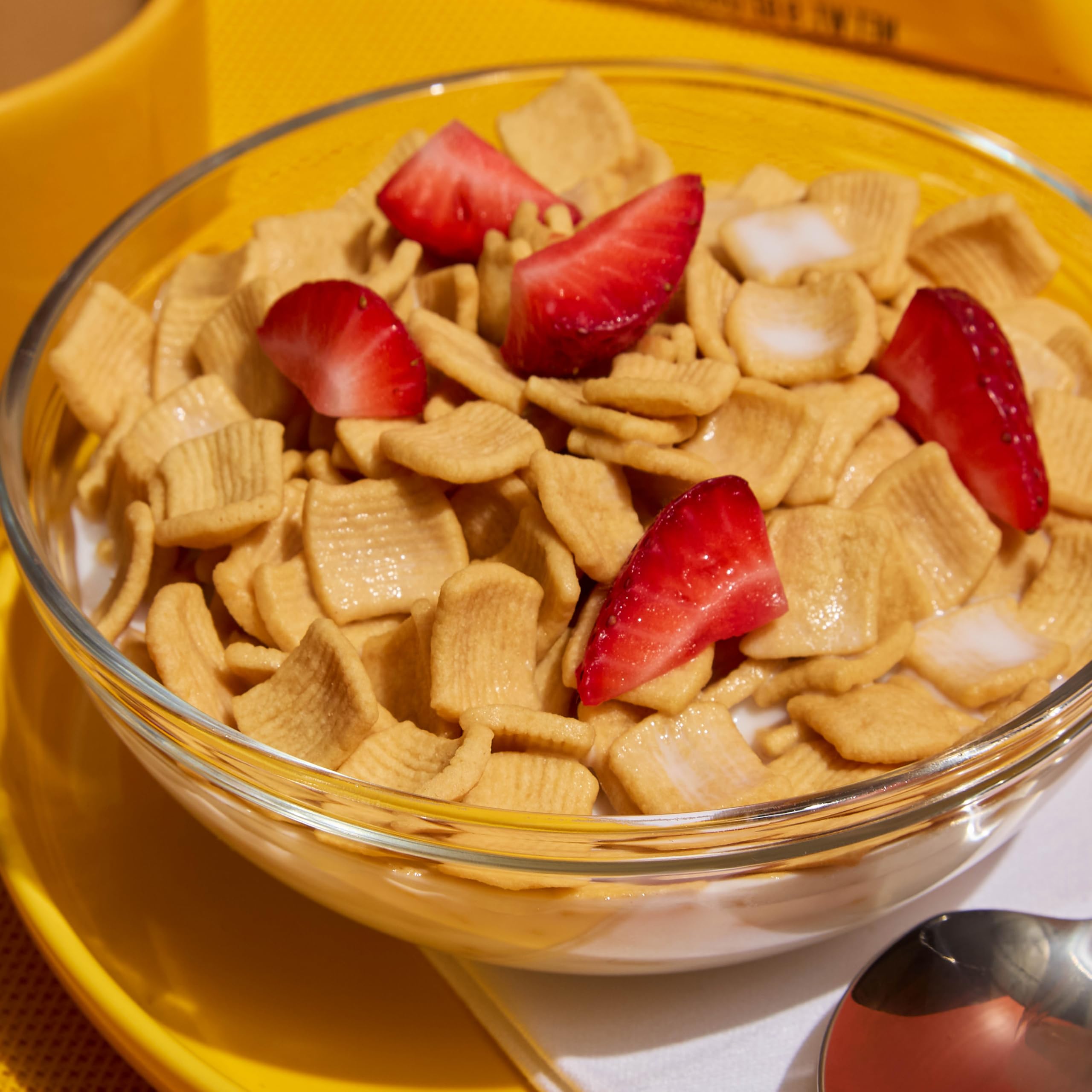 Catalina Crunch cereal with berries as a snack emphasizing protein and fiber