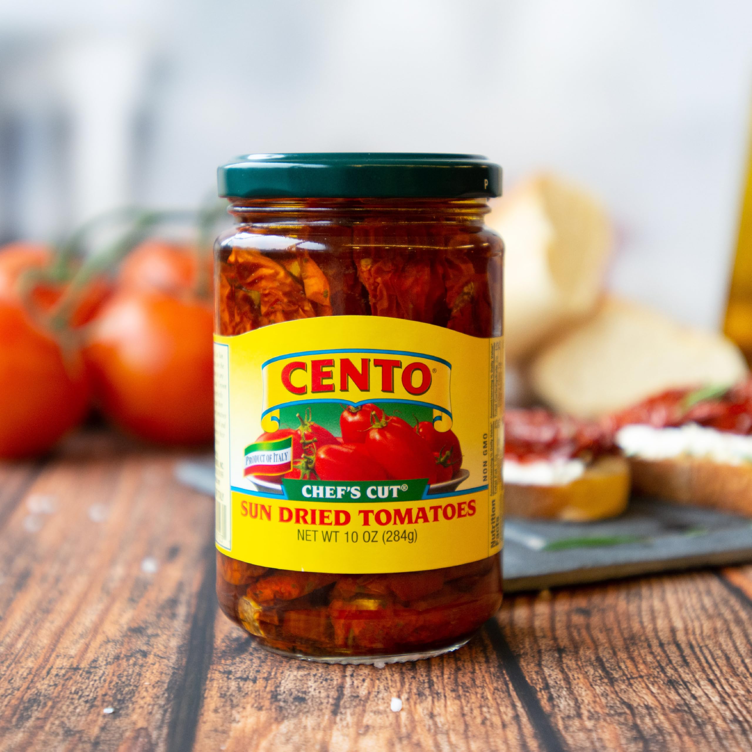 Cento gluten-free sun-dried tomatoes in oil and spices for meals