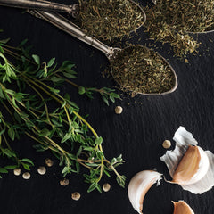 Cerez Pazari dried thyme leaves in a bowl elevate roasts with warm herb notes