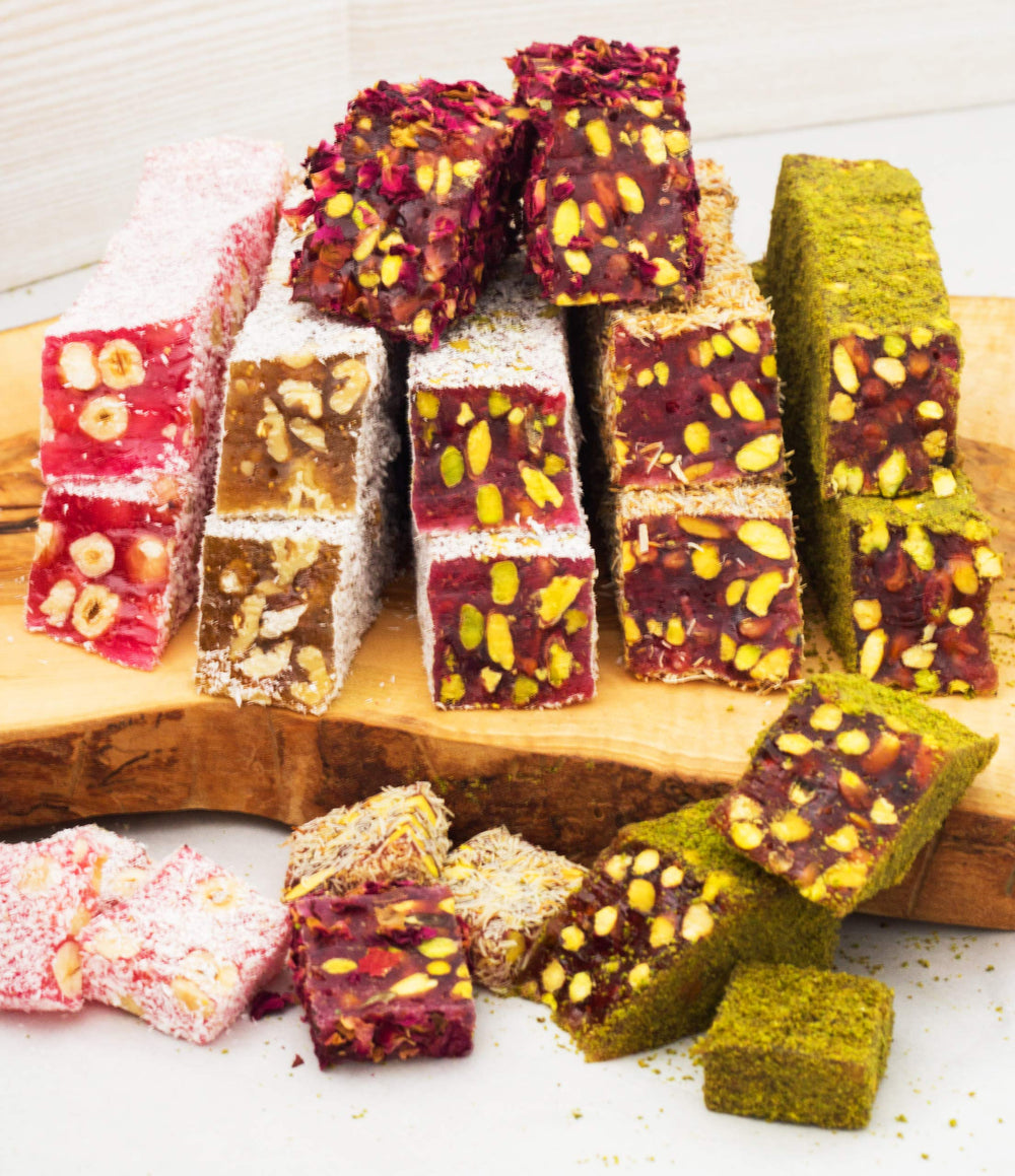 Çerez Pazarı Turkish Delight served with tea-time setup
