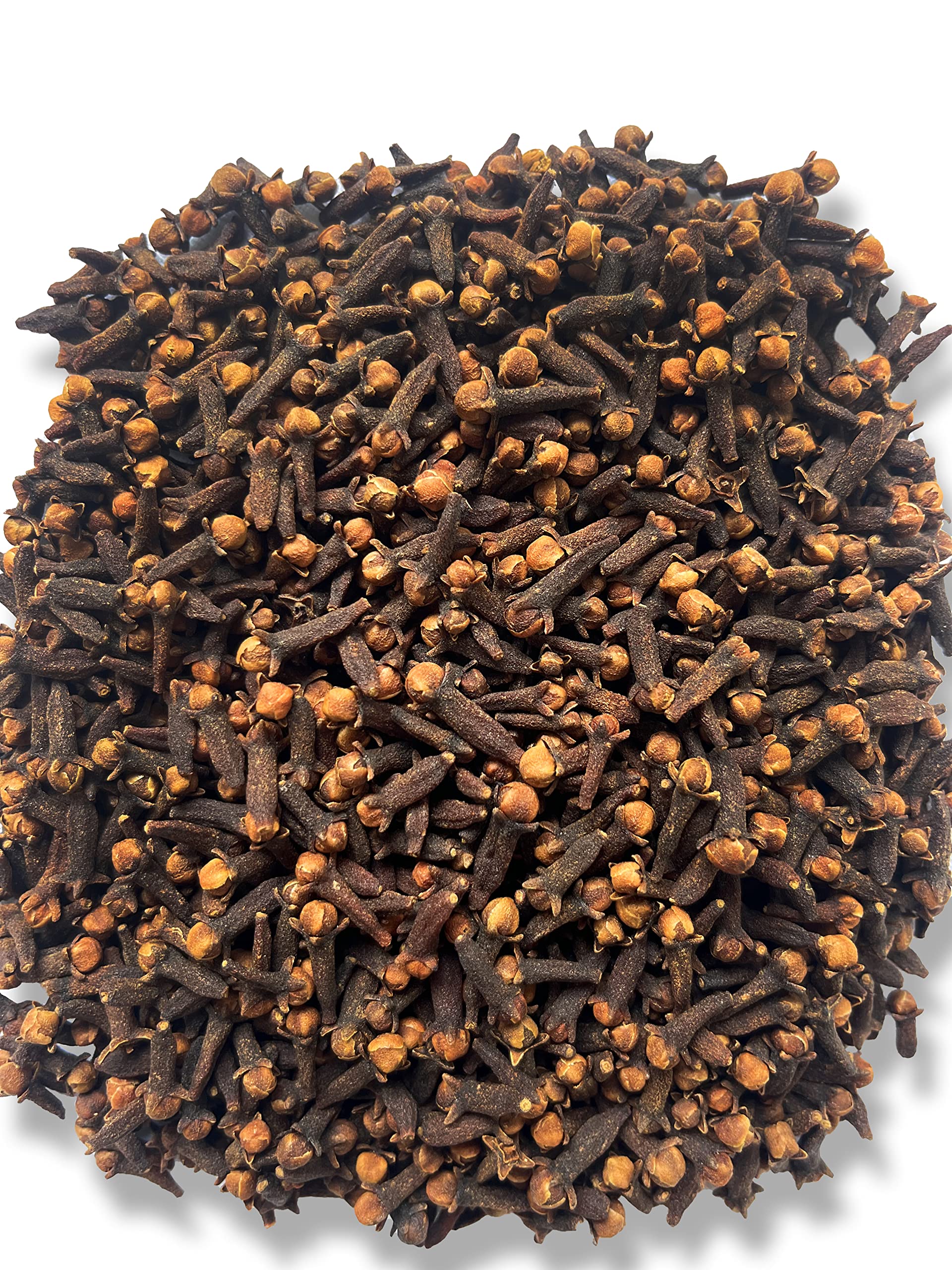 Ceylon Rustic Savour cloves pomander ball for seasonal fragrance.