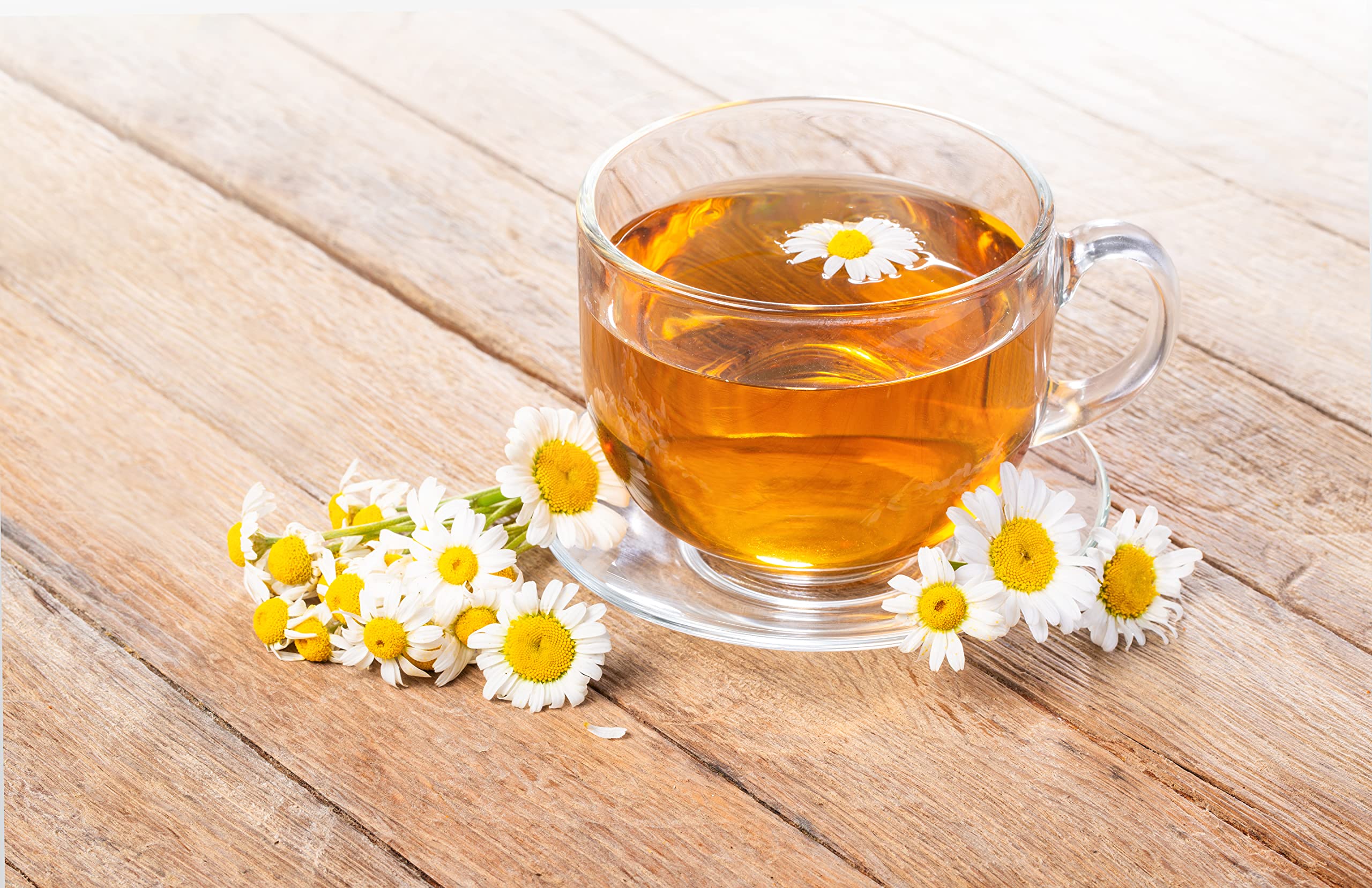Cha4TEA 100% chamomile ingredients highlight a caffeine-free evening option.