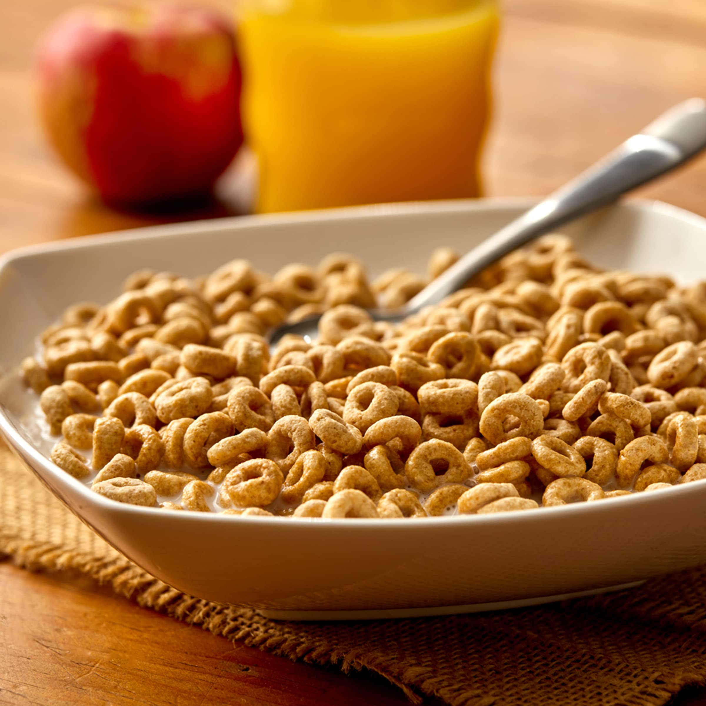 Cheerios easy-open single-serve cup for quick snacking