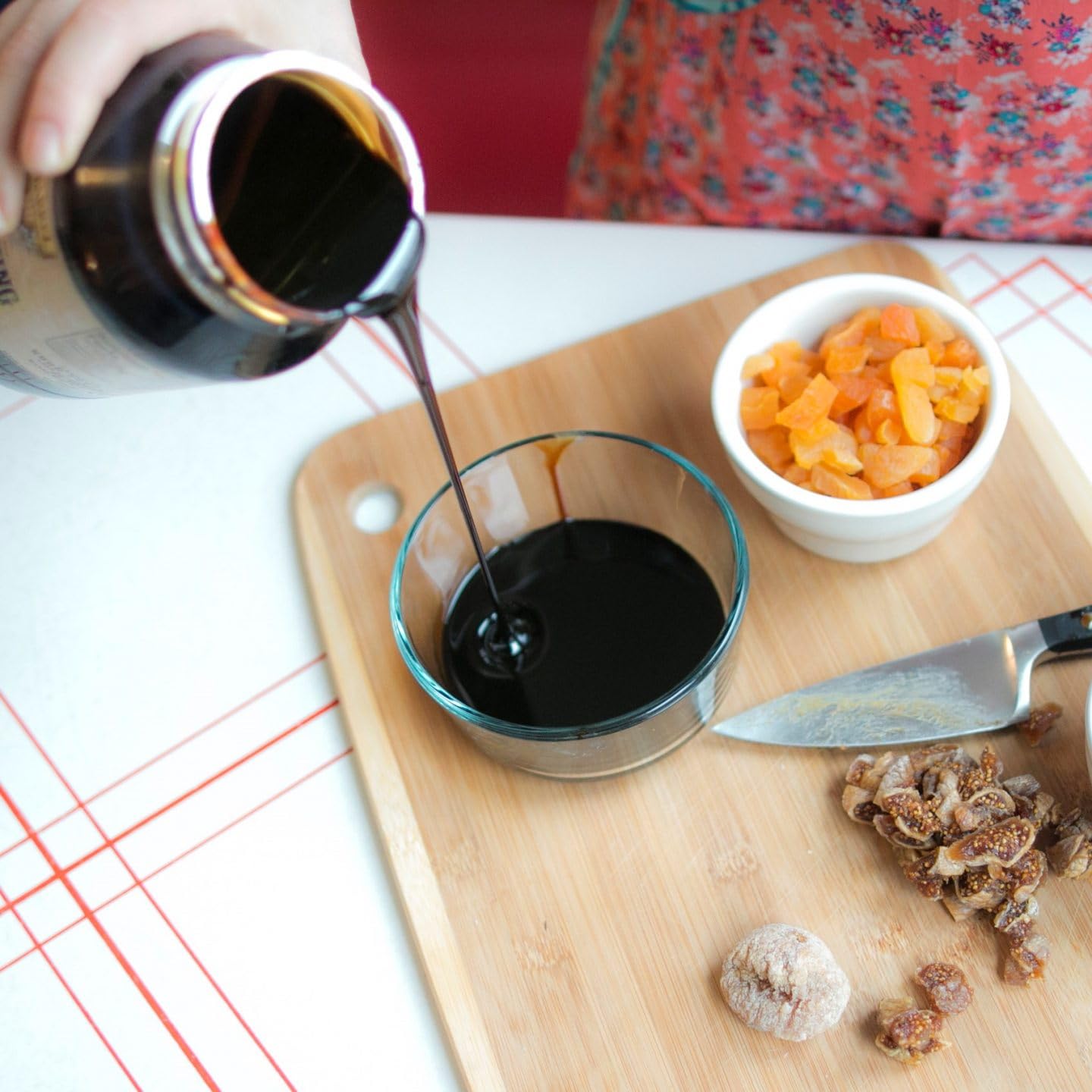 Chef's Quality Golden Molasses bulk pack highlights value for large kitchens.