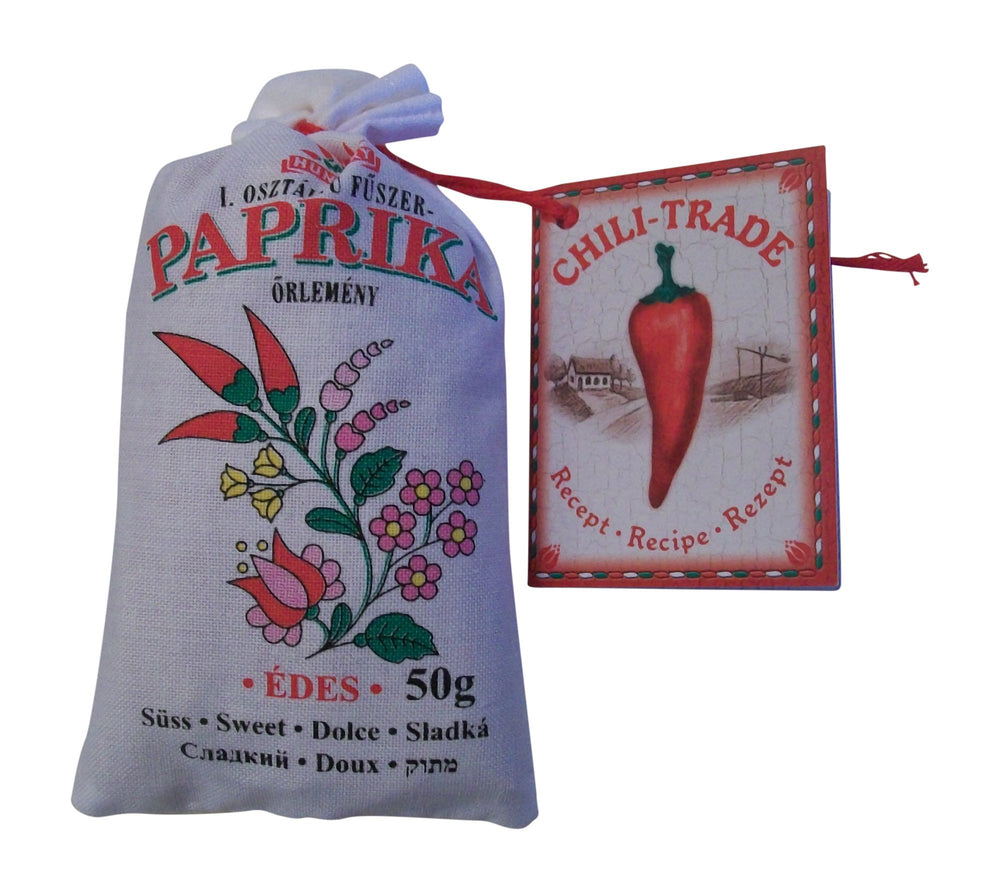 CHILI-TRADE Hungarian sweet paprika in Kalocsa canvas bag, vibrant flavor for authentic paprika-based cooking