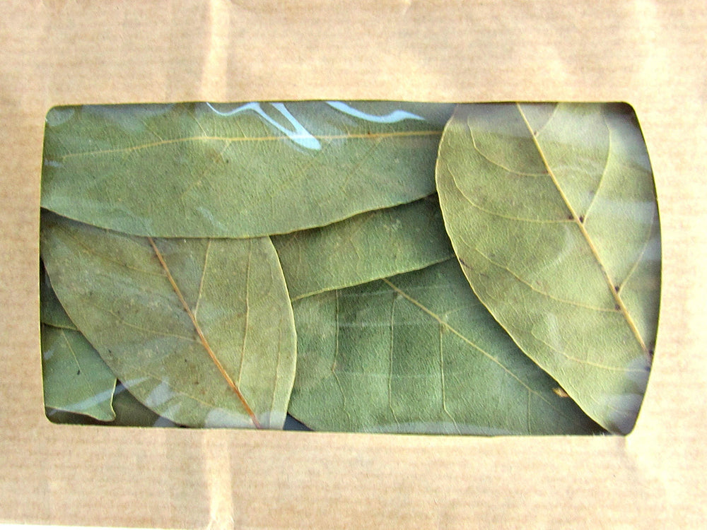Chiron Kentavros Pelion bay laurel leaves enhance sauces, soups, and roasted vegetables.