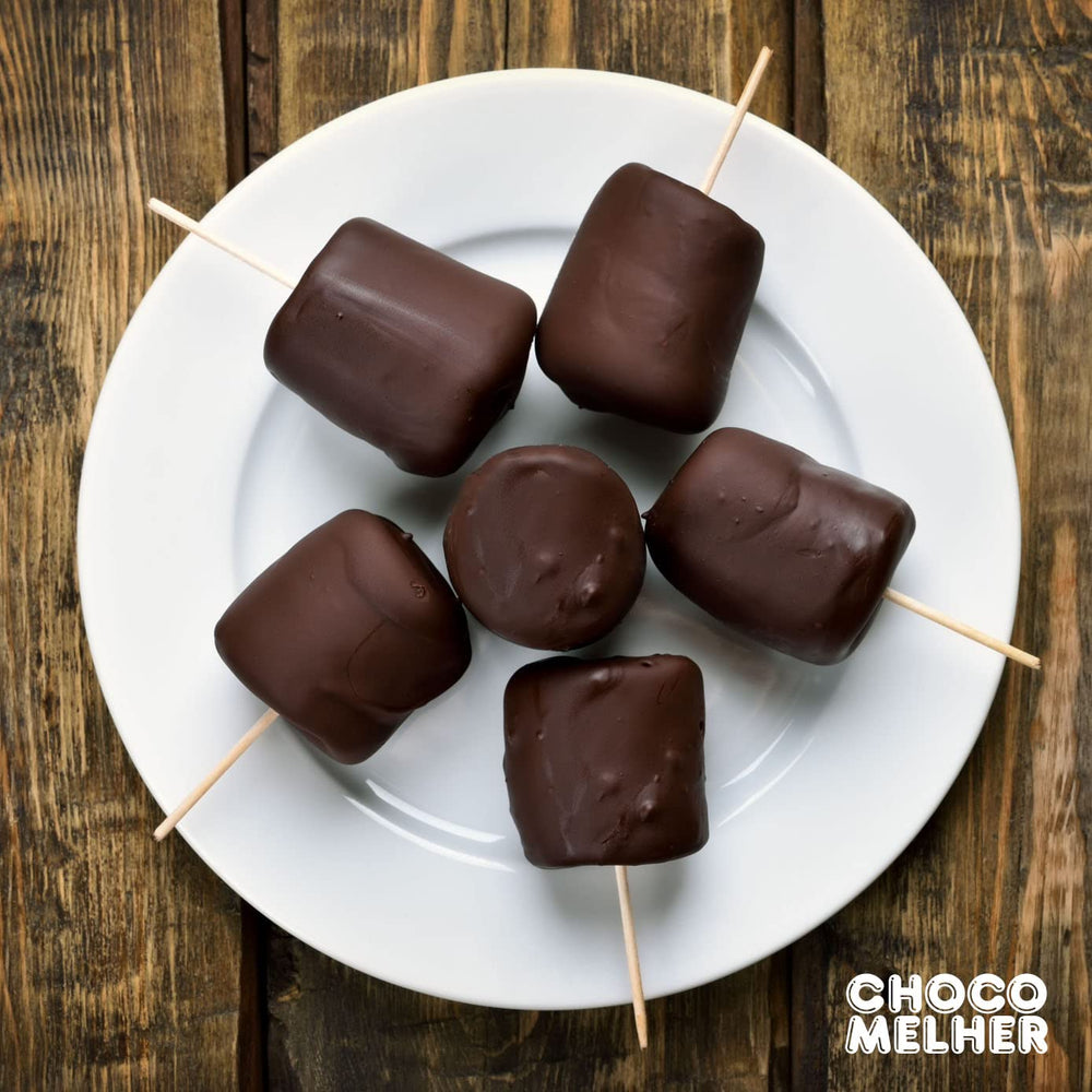 Family party dessert idea with Chocomelher Clasico coating