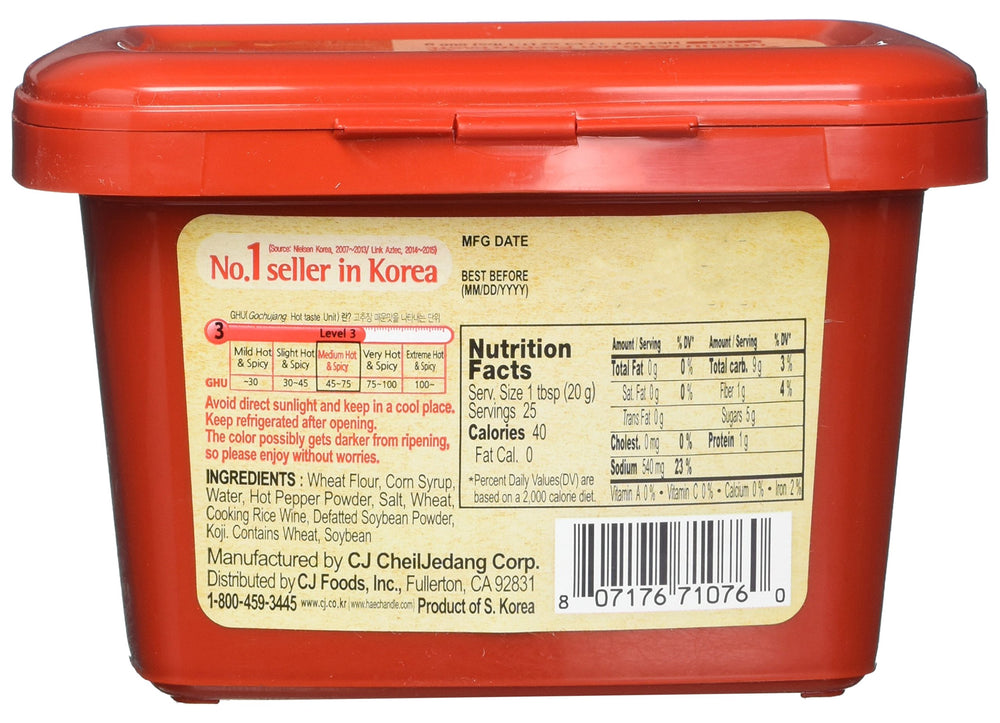 CJ Haechandle Gochujang closeup-jar emphasizes authentic fermentation flavors.