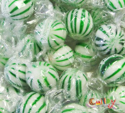 Colombina USA Jumbo Spearmint Balls, 120-count, convenient minty refreshment for on-the-go moments.