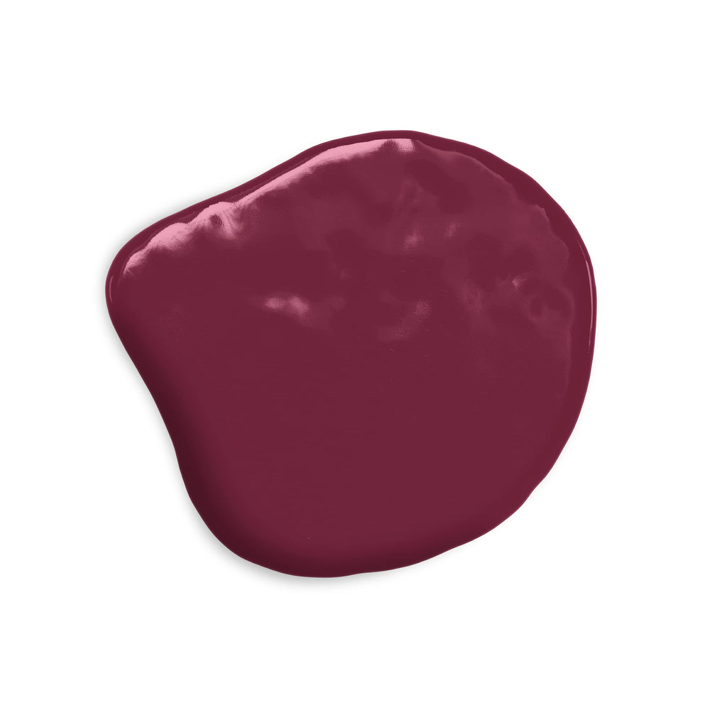 Colour Mill Burgundy buttercream swirl exhibits vibrant, creamy color in cakes.