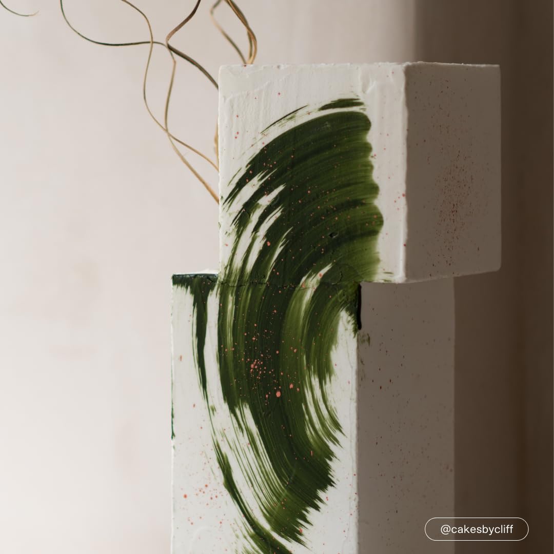 Colour Mill olive oil coloring blending in Swiss meringue to create soft hues.