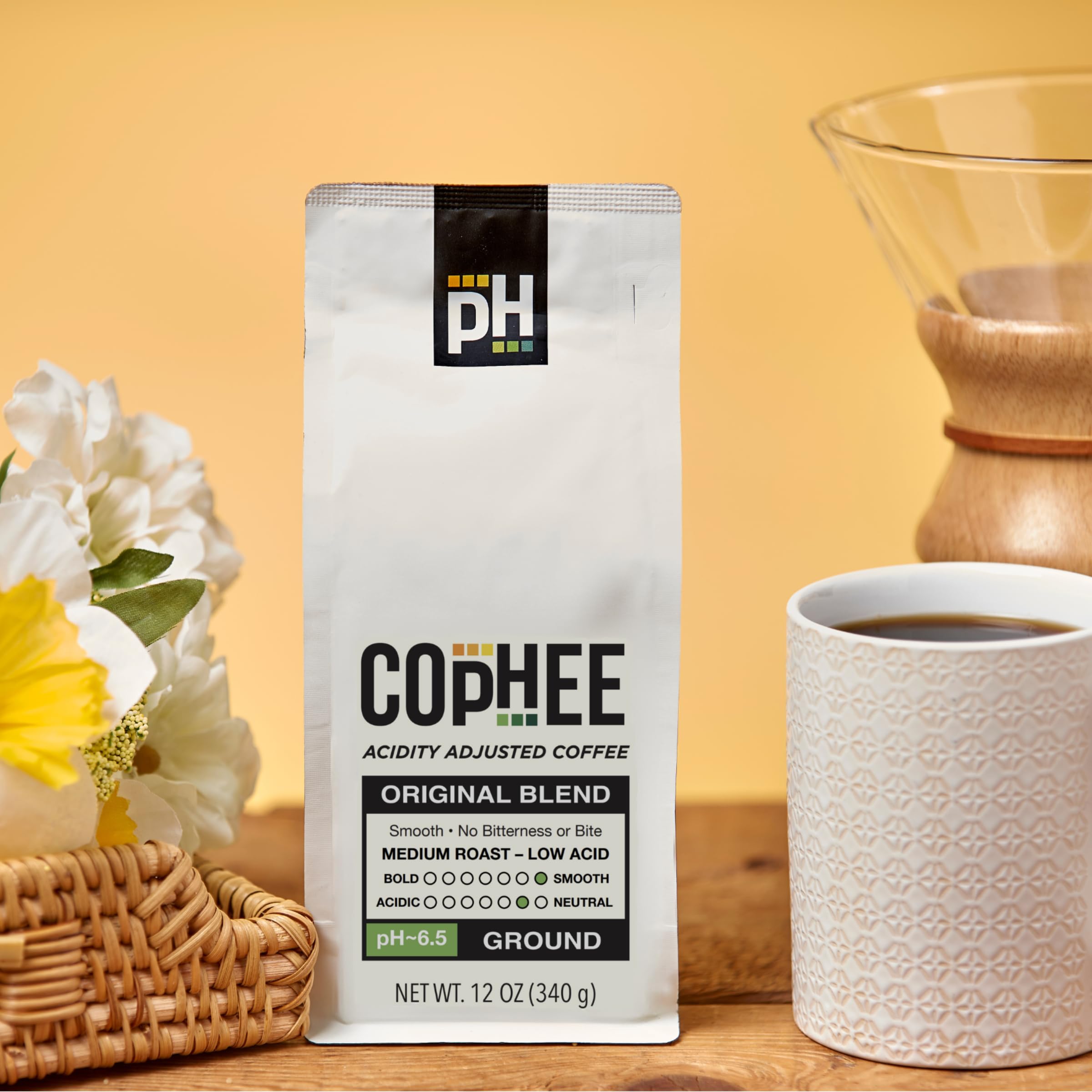 COpHEE Low Acid beans close-up highlights quality and aroma.