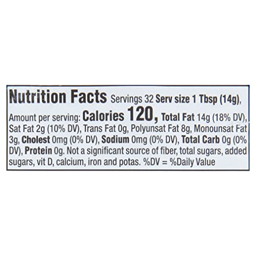 Crisco Pure Vegetable Oil pour demonstrates light taste ideal for delicate dishes.