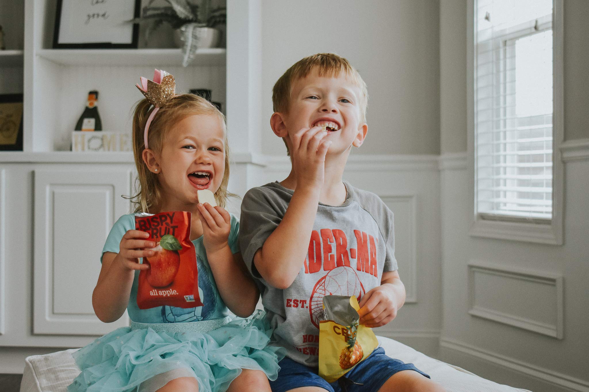 Crispy Green pack of 12—healthy, convenient fruit snacks for school and work.