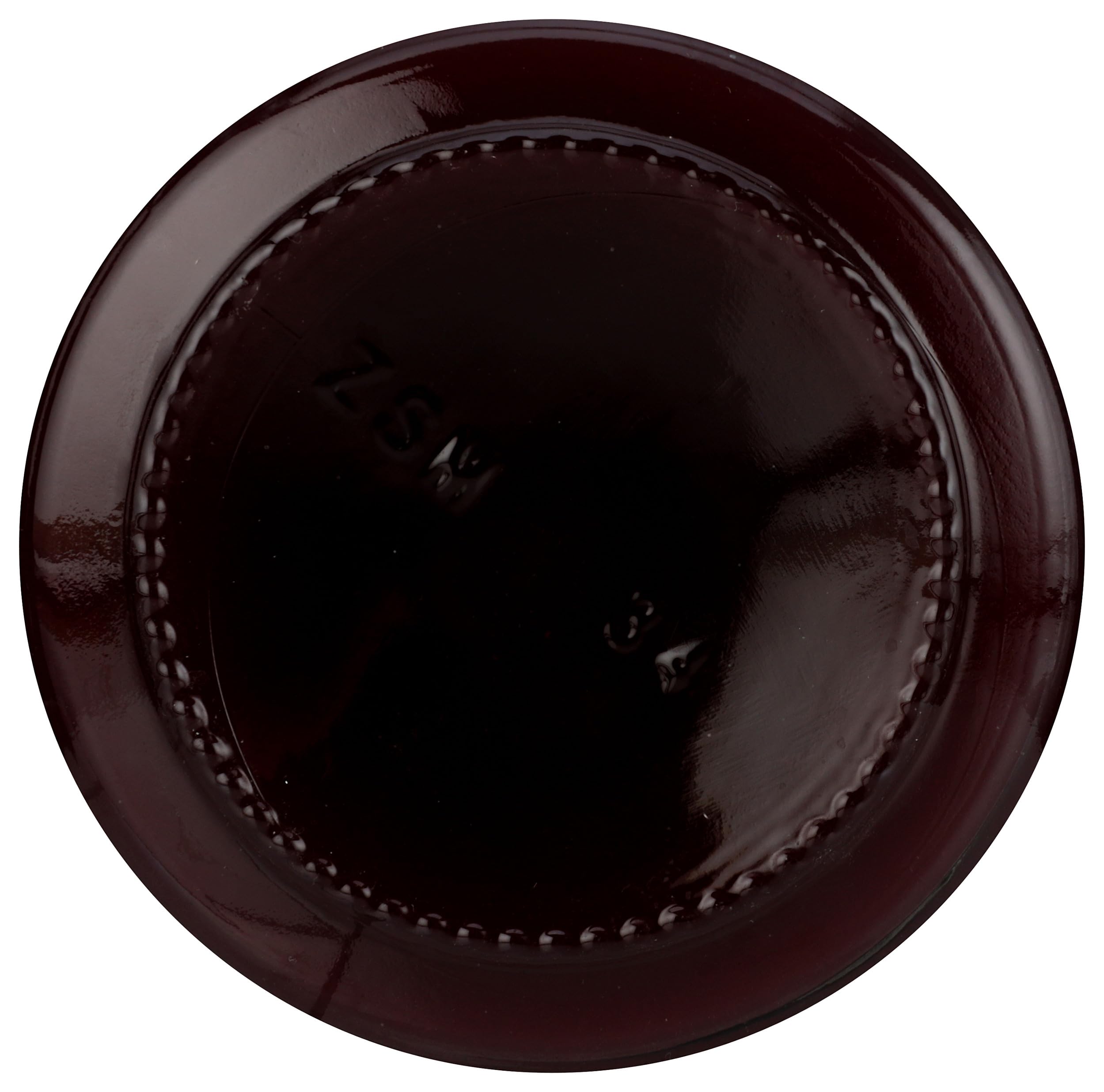 Label close-up highlighting organic Concord grape ingredients.