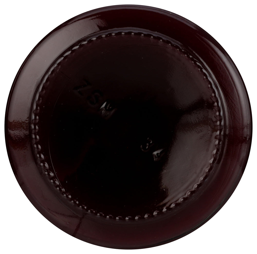 Label close-up highlighting organic Concord grape ingredients.