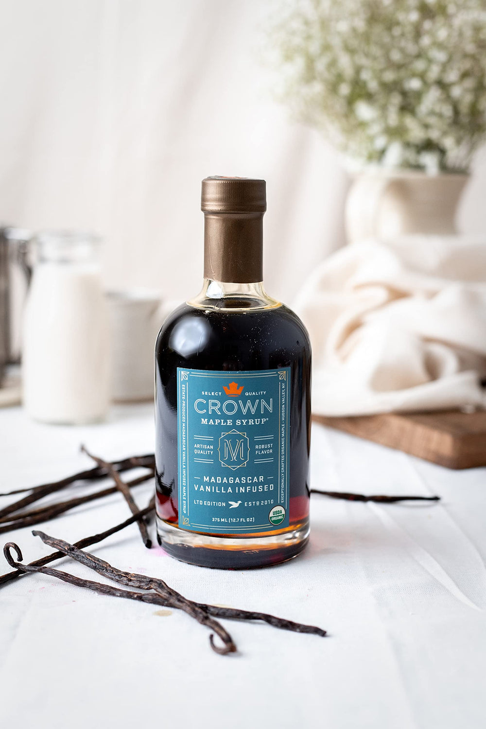 Syrup drizzle for cocktails and brunch with maple depth.