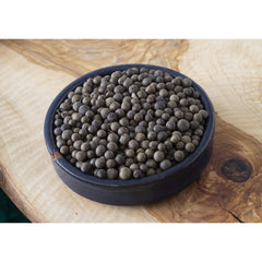 Çerez Pazarı ground allspice powder in bowl ready for curries and desserts.