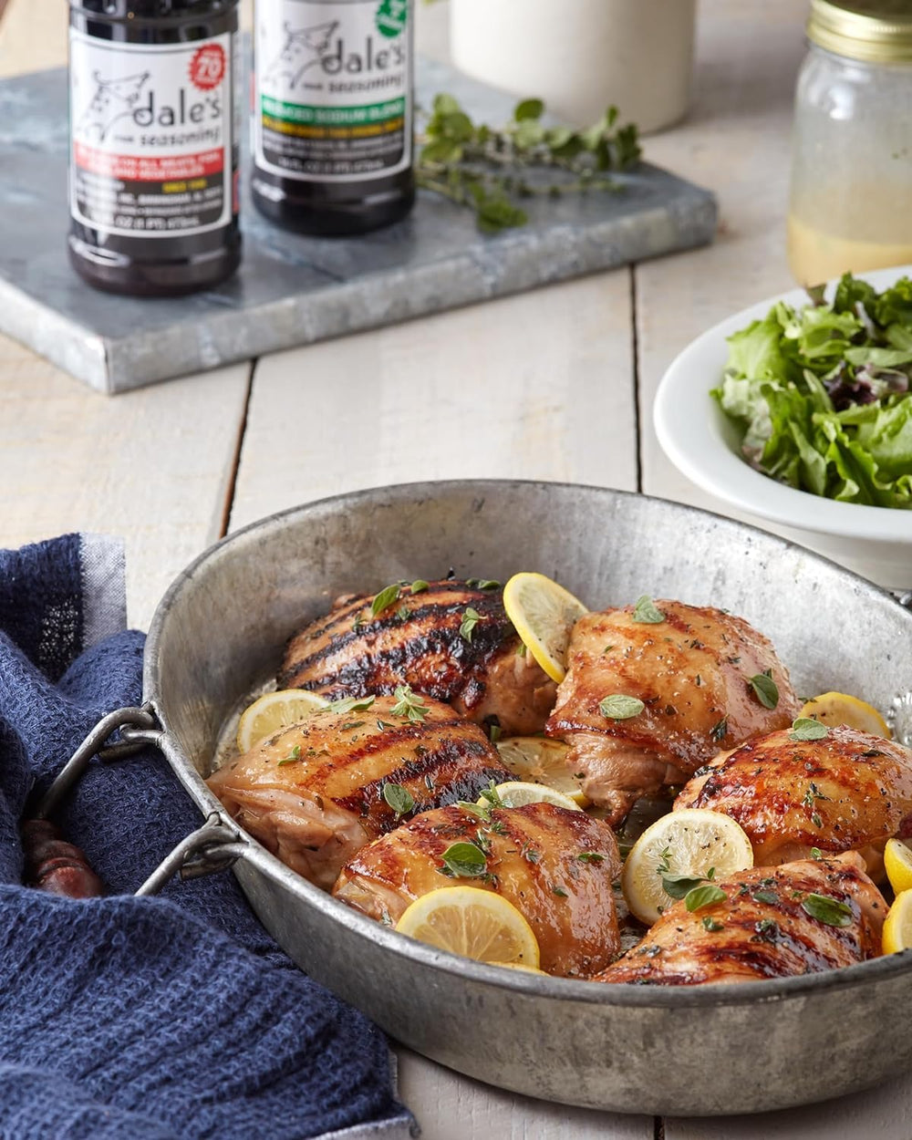 Dale's steak seasoning savory aroma ready-to-cook bottle elevates grilled meats and seafood.