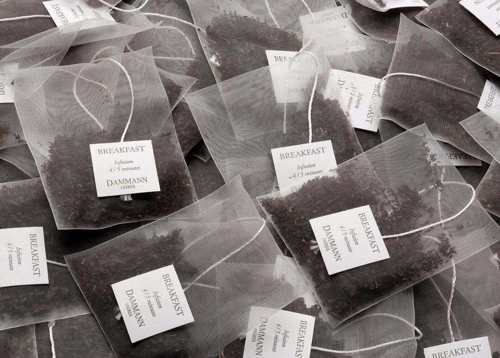 Dammann Freres tea bag in cup for a quick, comforting morning brew