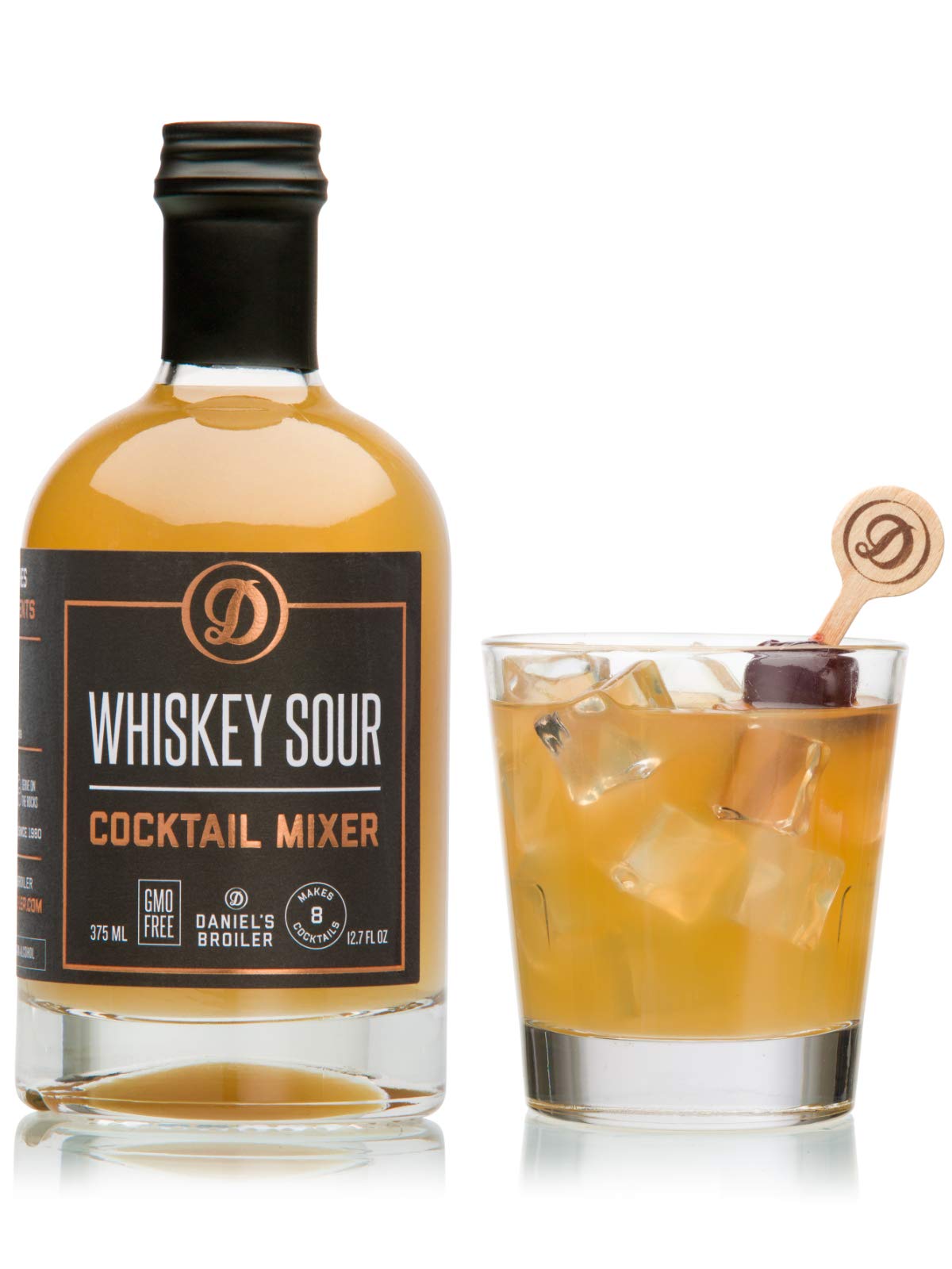 Daniel’s Broiler Whiskey Sour Mixer label highlights premium ingredients for easy cocktails.