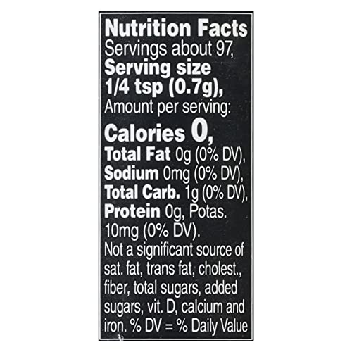 Grilled chicken breasts seasoned with Dash Salt-Free Grilling Blend.