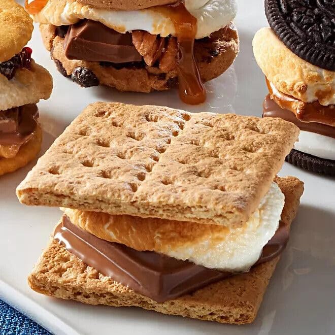 Texture of Dasher's Spice & Beans crackers highlighting whole grain per serving.