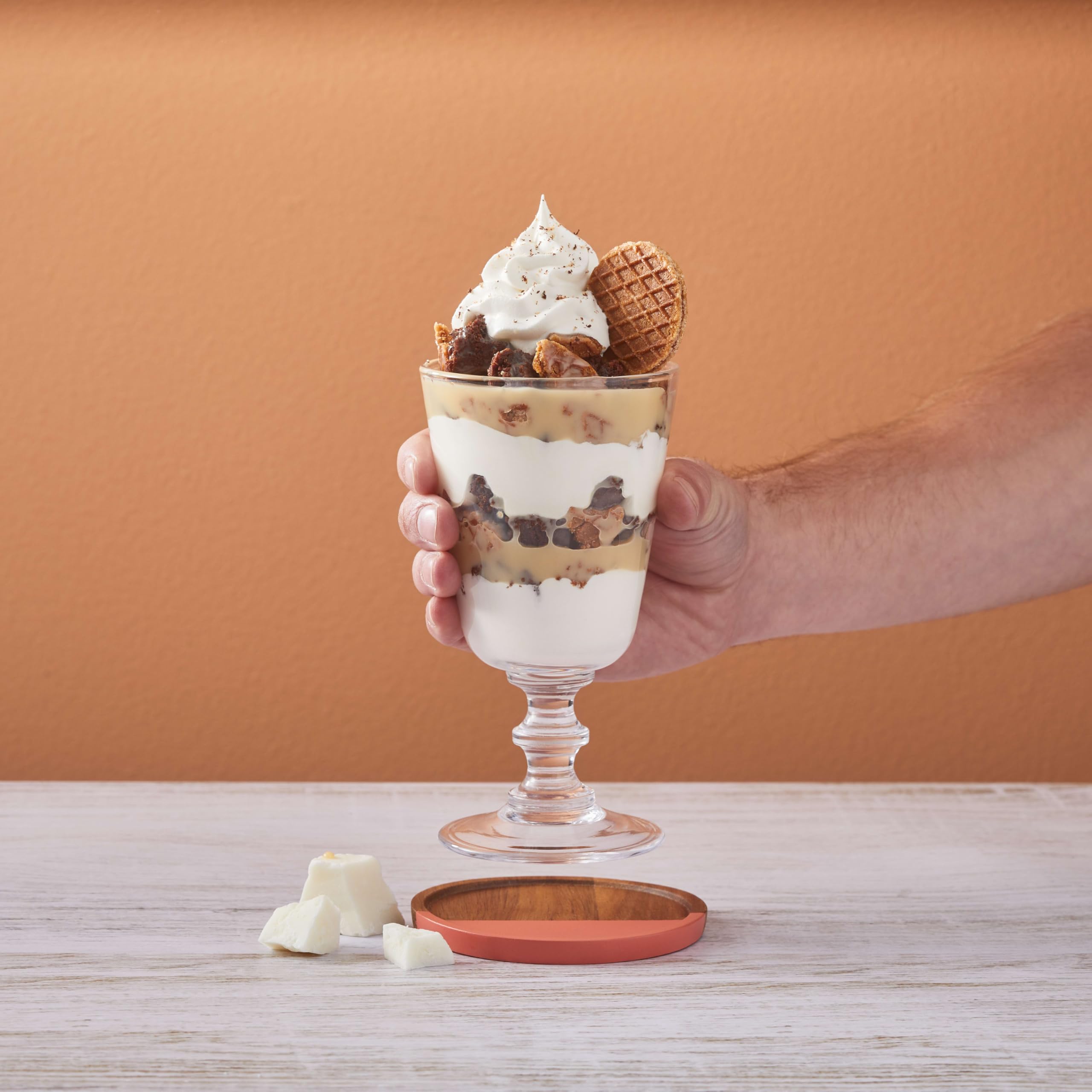 DaVinci Gourmet White Chocolate Sauce Kosher-Dairy certified quality for professional use.