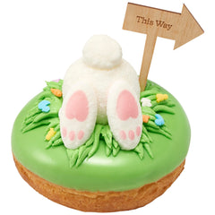 Egg-shaped DecoPac quins brighten cookies and cupcakes.