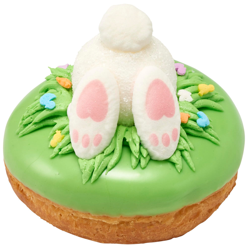 DecoPac quins used with royal icing for precise decoration.