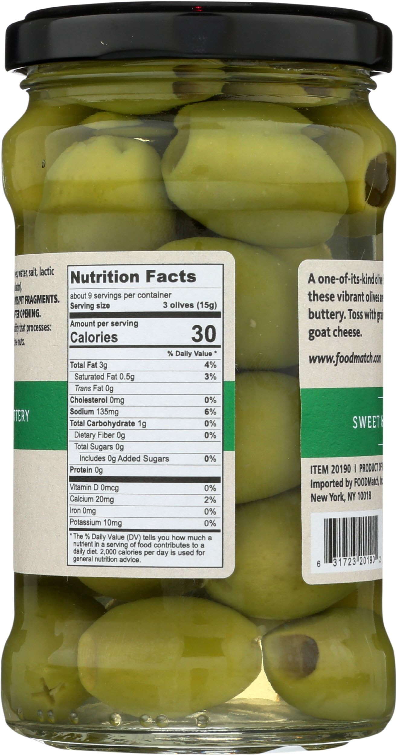 Divina Pitted Frescatrano Olives jar closeup, ideal for sandwich toppings and garnish.