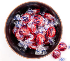 Individually wrapped DM Sweets sugar-free cinnamon buttons for on-the-go