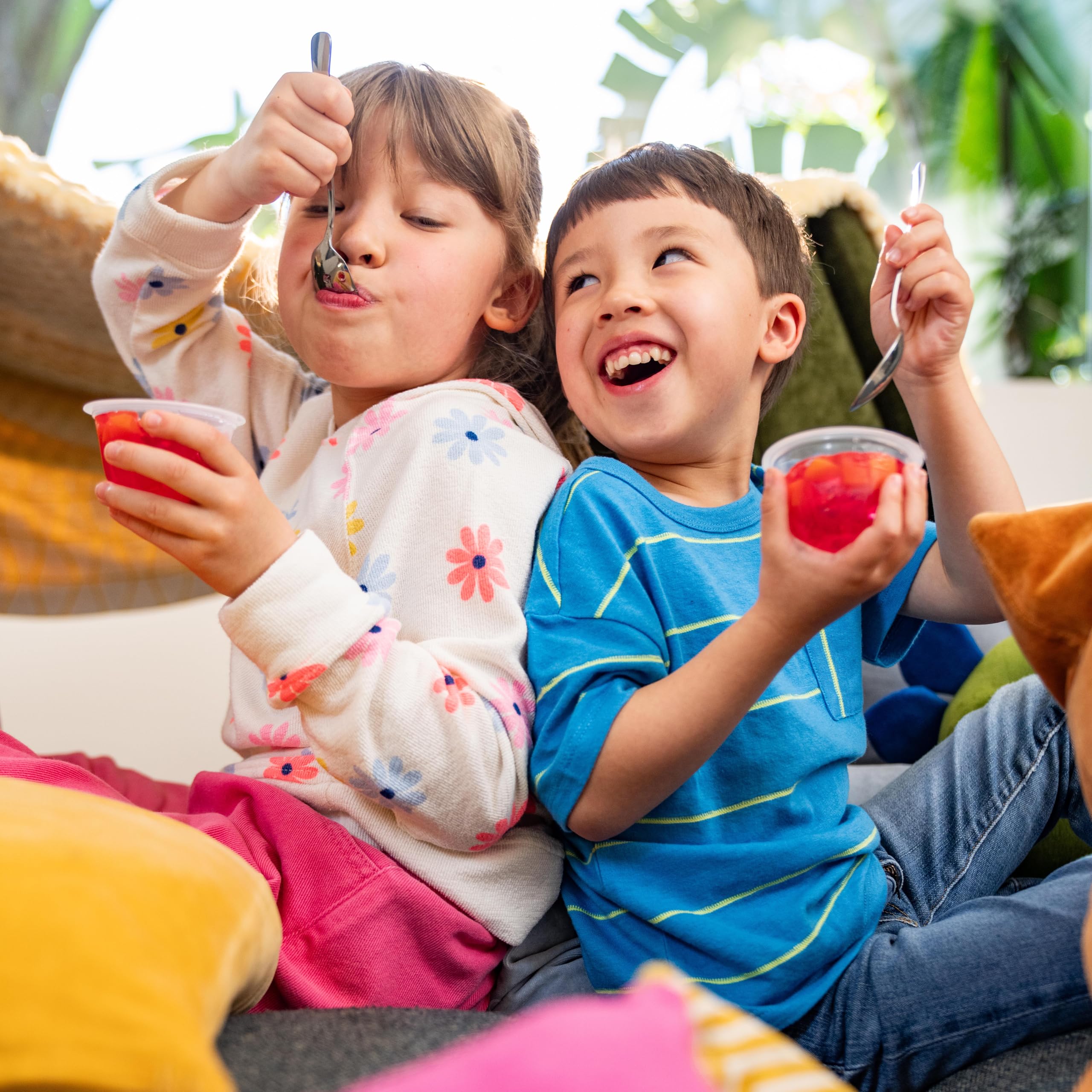 Dole cups make work snacks, picnics, or kids' lunches easy and tasty.