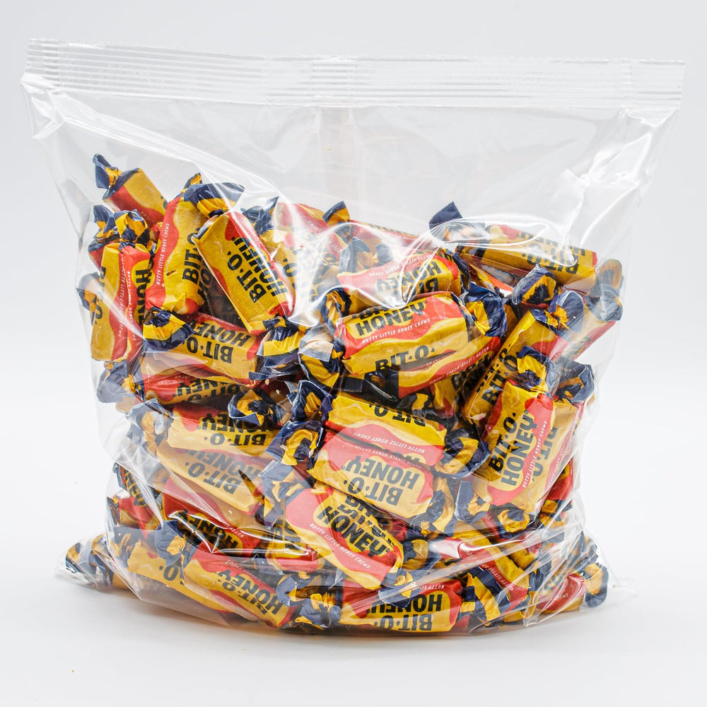 Donty-Tonty honey almond candy packaging detail in a transparent bag