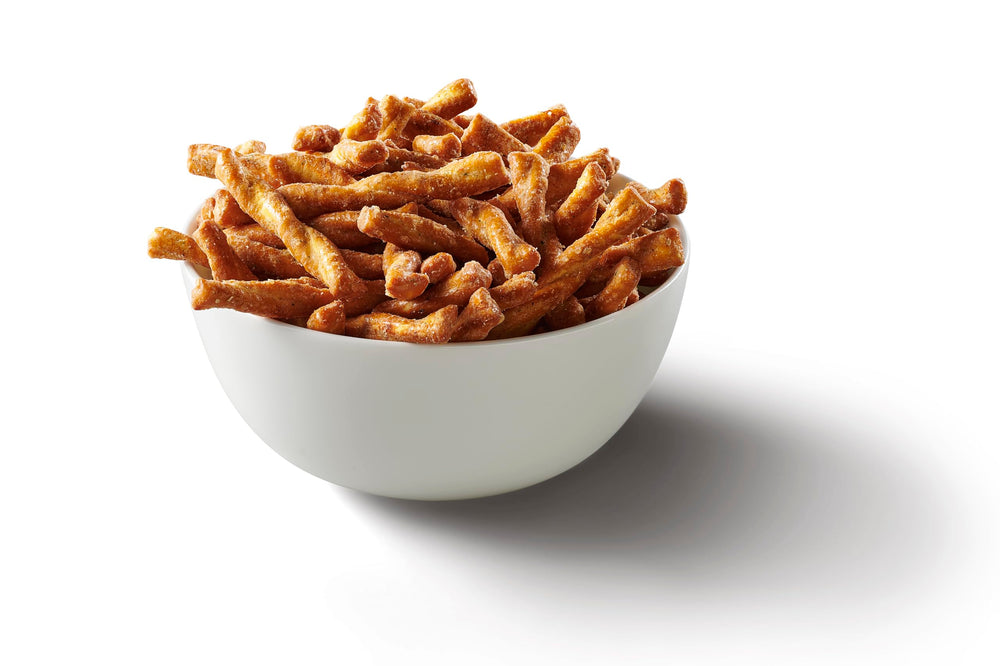 Dot's Pretzels en un paquete de 10 bolsitas, perfecto para reuniones.