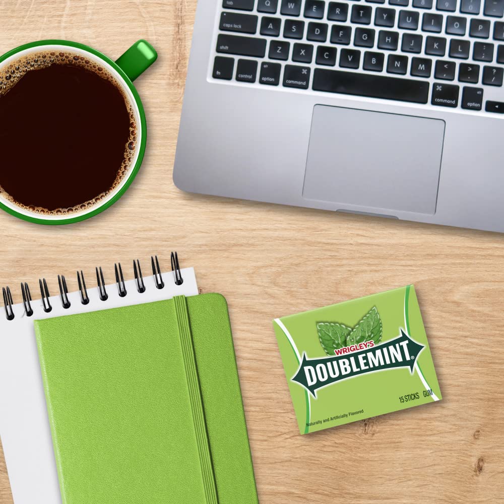 Social-friendly gum that doubles as a small icebreaker in conversations.