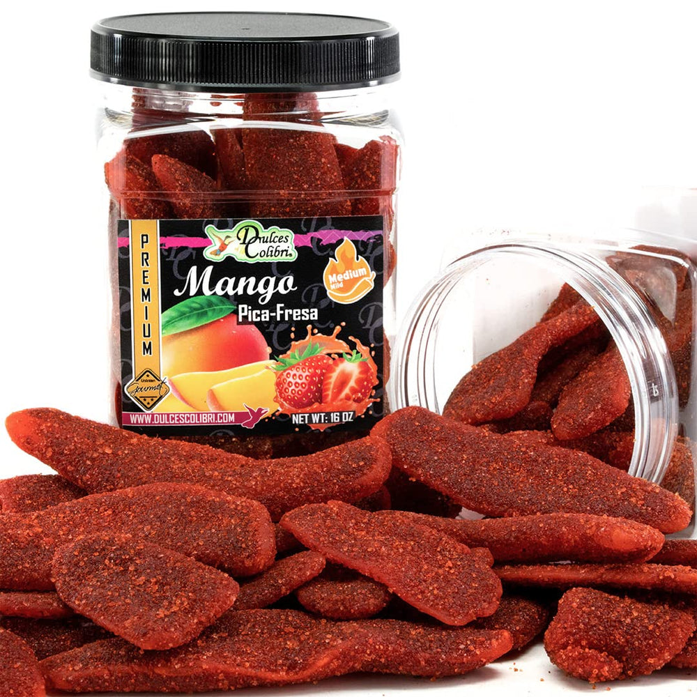 Dulces Colibri Tamarindo Pica-Fresa slices for on-the-go tangy-sweet snacking.