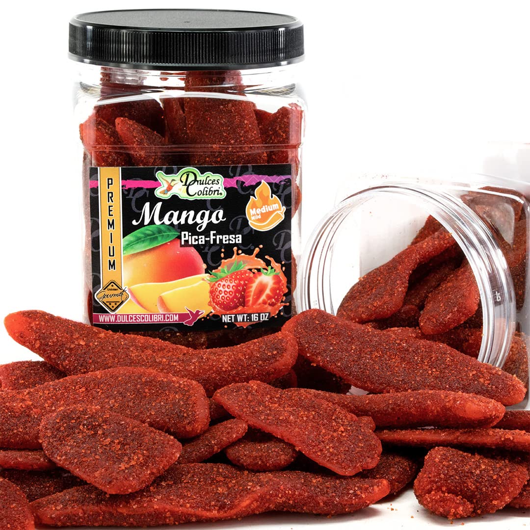 Dulces Colibri Tamarindo Pica-Fresa slices for on-the-go tangy-sweet snacking.