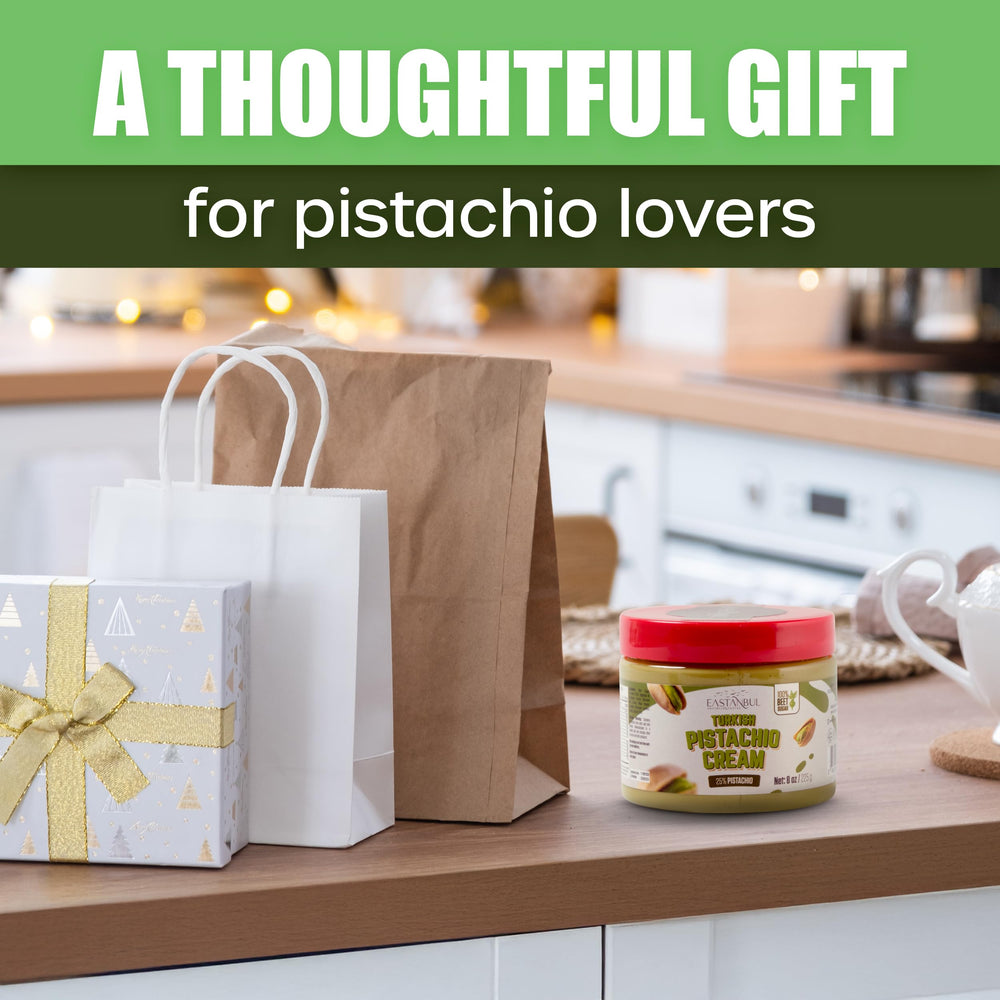 Serving suggestion: breakfast bowl with Eastanbul Pistachio Cream