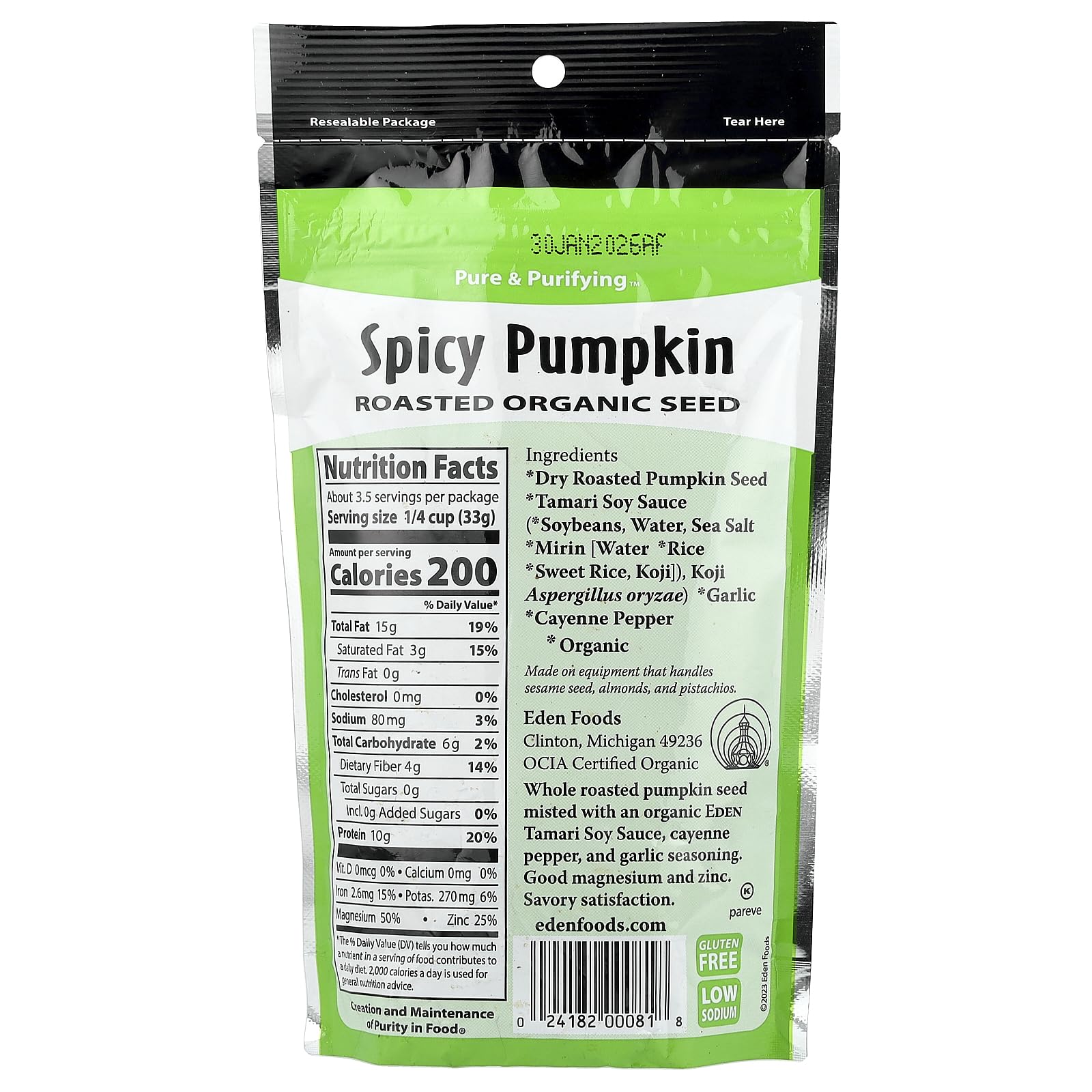 Close-up of spicy pumpkin seeds showing roasted texture and seasoning